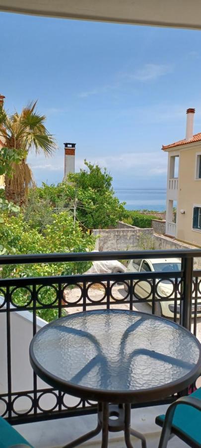 Seaview Luxury Apartment Mytilene Exterior photo